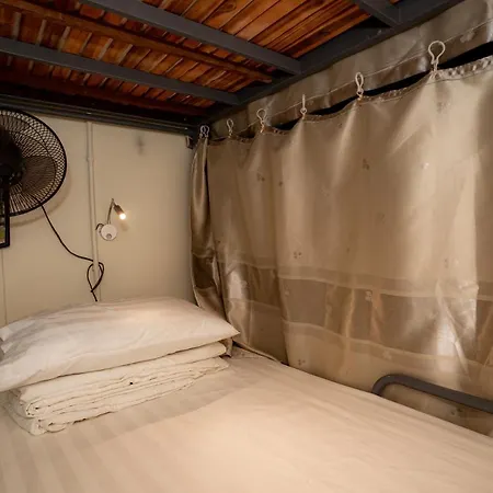 Trang An Freedom Hood Hostel Ninh Binh Exterior photo